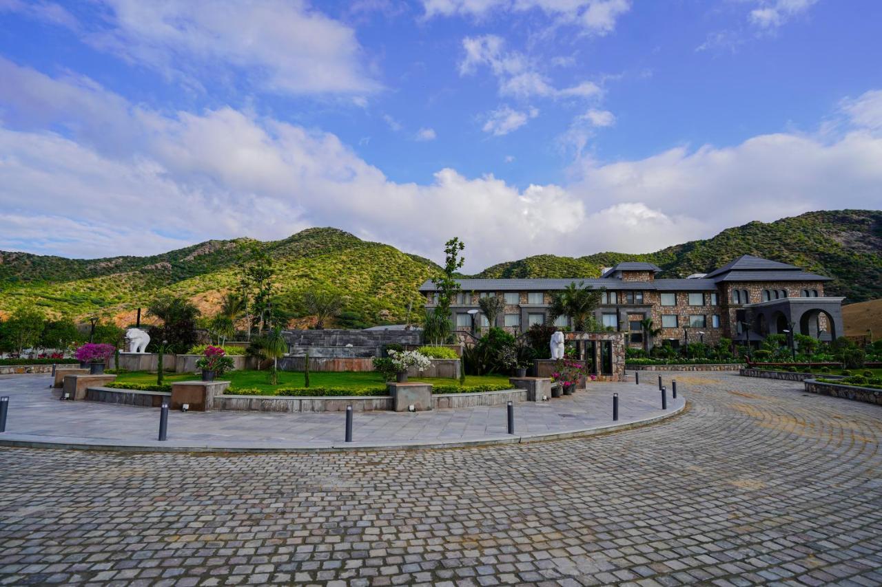 Pushkara Resort And Spa Екстер'єр фото
