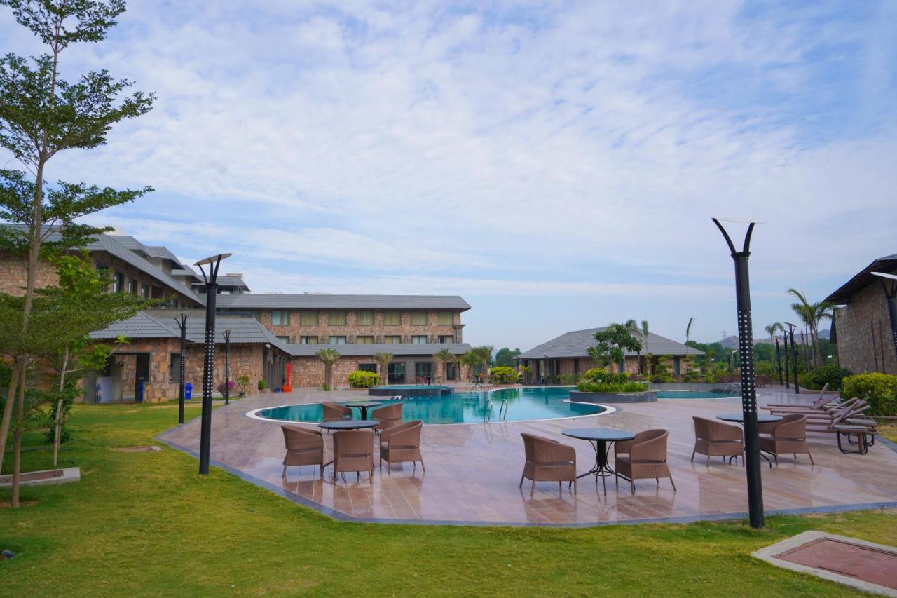 Pushkara Resort And Spa Екстер'єр фото