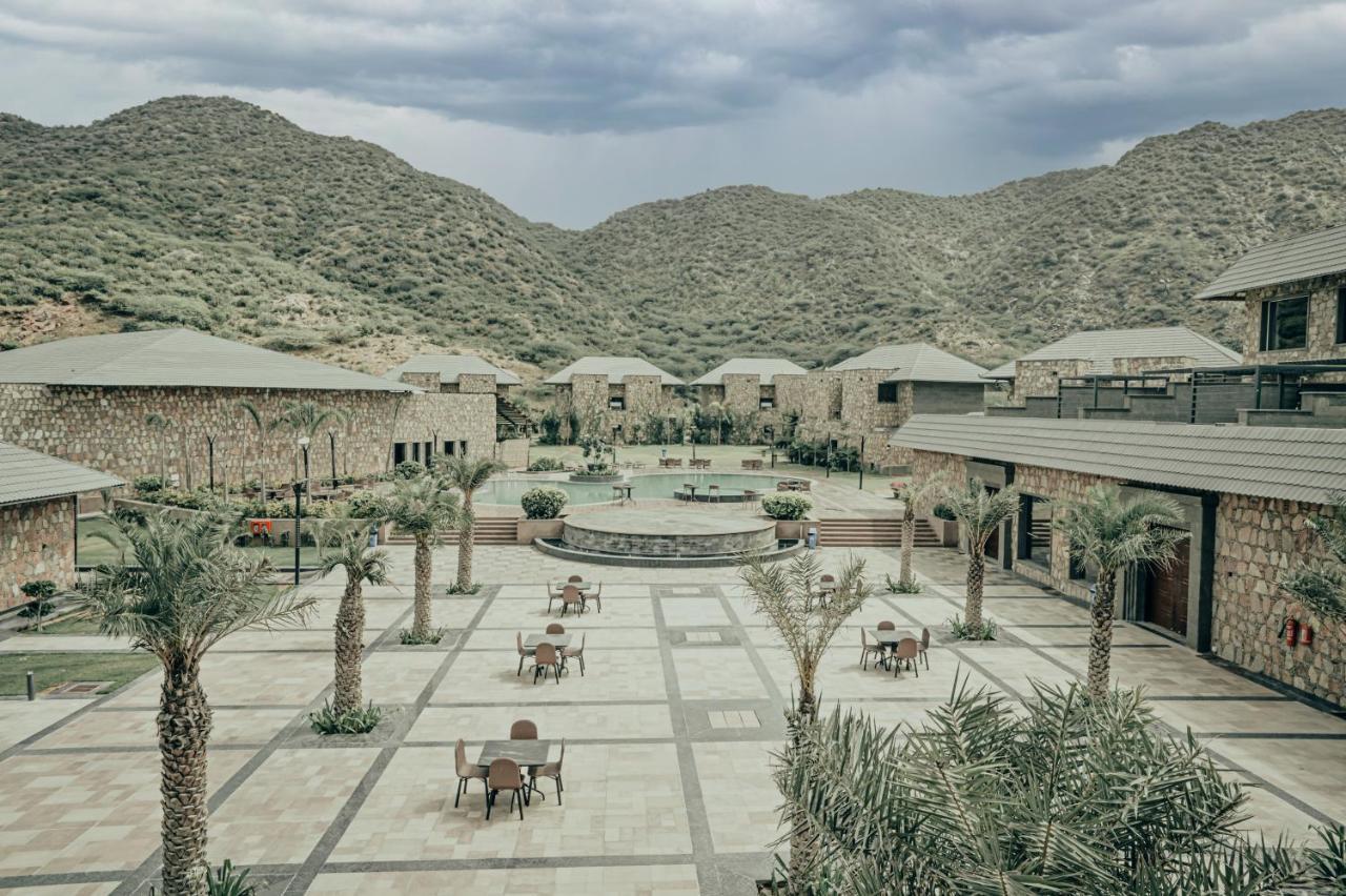 Pushkara Resort And Spa Екстер'єр фото