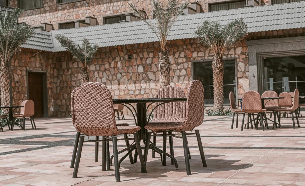 Pushkara Resort And Spa Екстер'єр фото