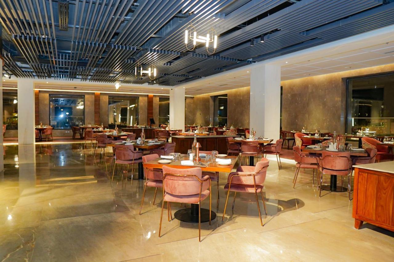 Pushkara Resort And Spa Екстер'єр фото