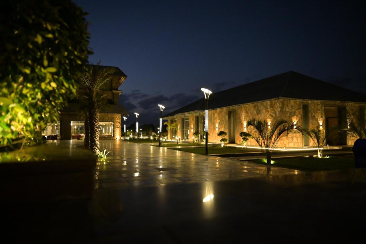 Pushkara Resort And Spa Екстер'єр фото